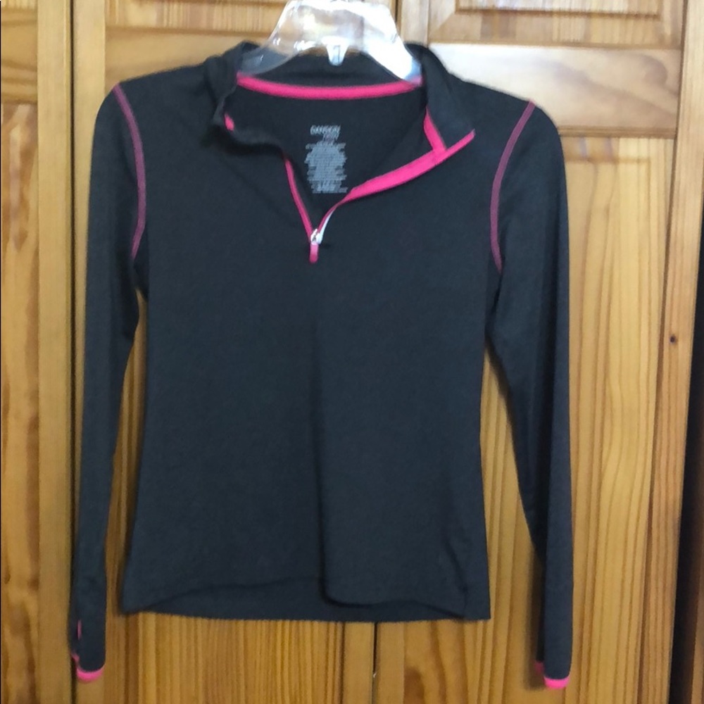 Long sleeve athletic shirt size 10-12